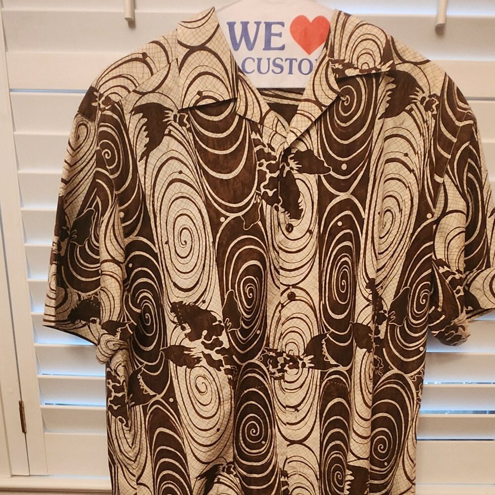 TOMMY BAHAMA  SHORT SLEEVE ISLAND SOFT BROWN/TAN SIZE L